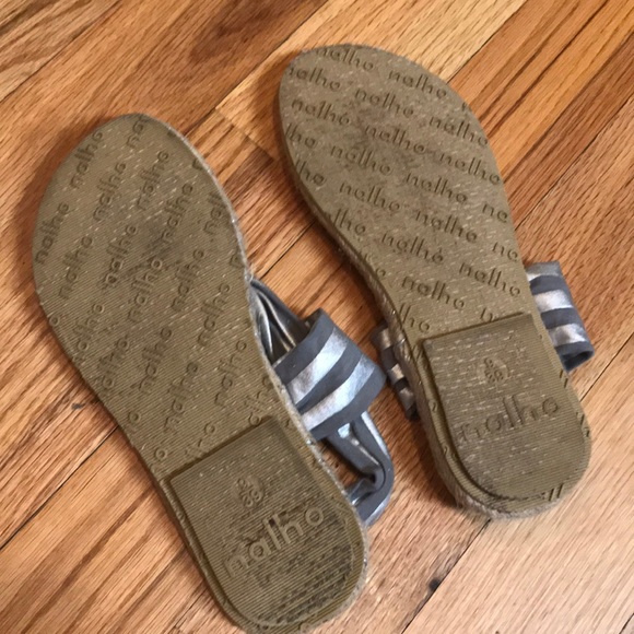 Nalho slip on and be comfortable! - Picture 4 of 4